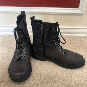 Harley Davidson, ladies riding grey Leather boots.